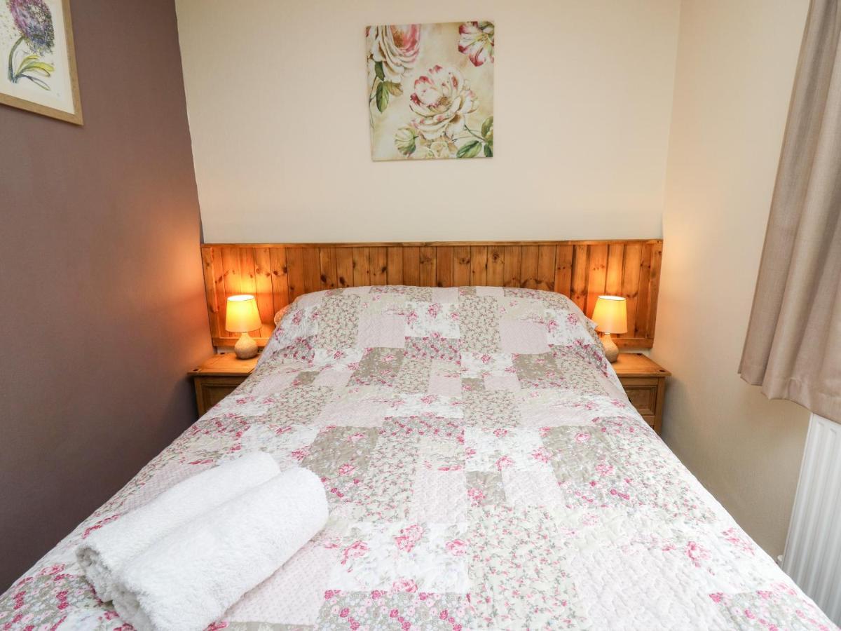 Primrose Cottage Llandrindod Wells Extérieur photo